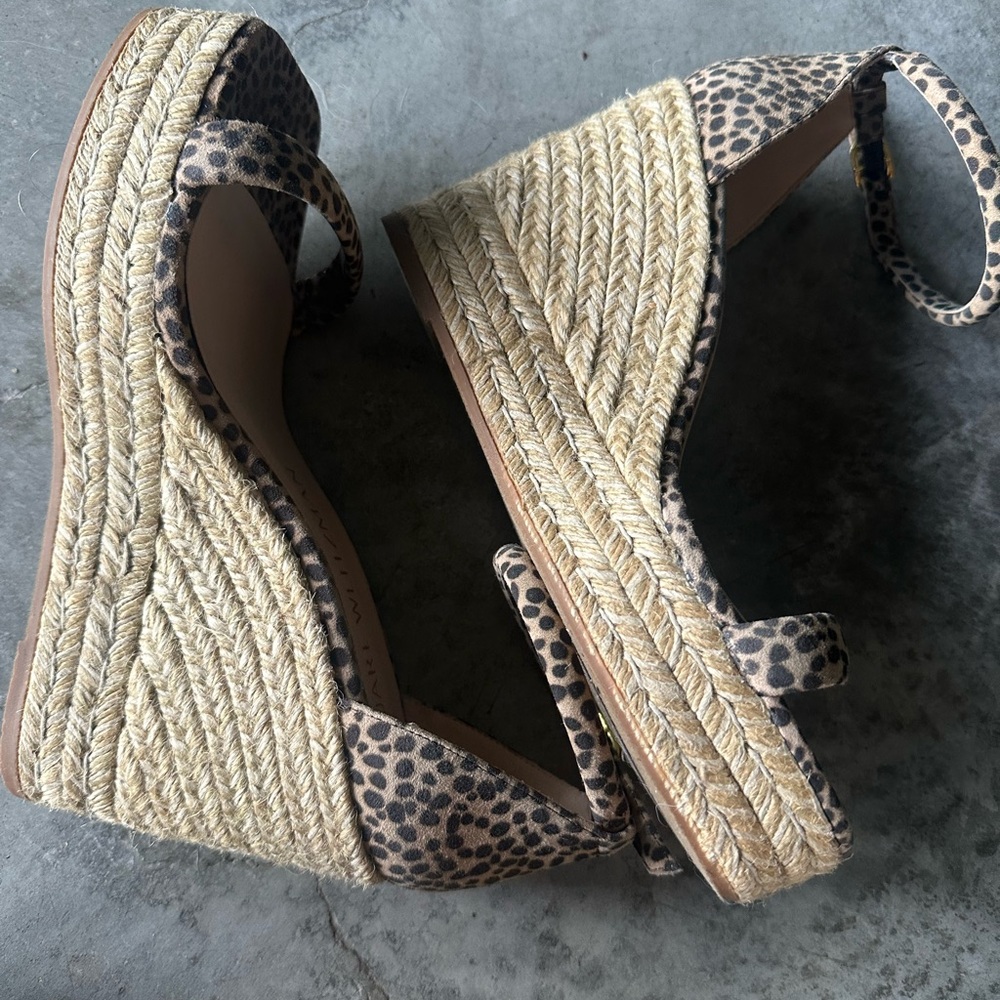 Stuart Weitzman Floria Wedge Sandals - Picture 8 of 8